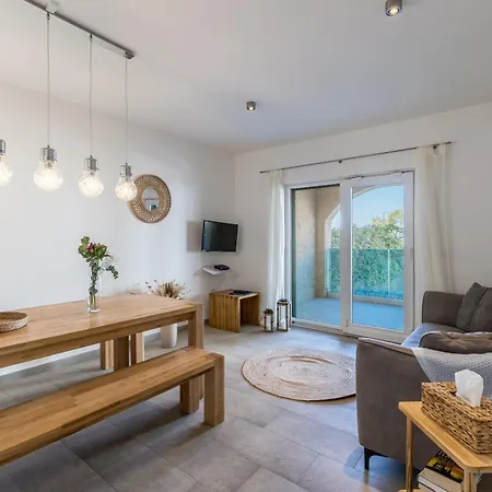 Villa Luce Del Sole Mirce Exteriér fotografie