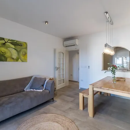 Villa Luce Del Sole Mirce Exteriér fotografie