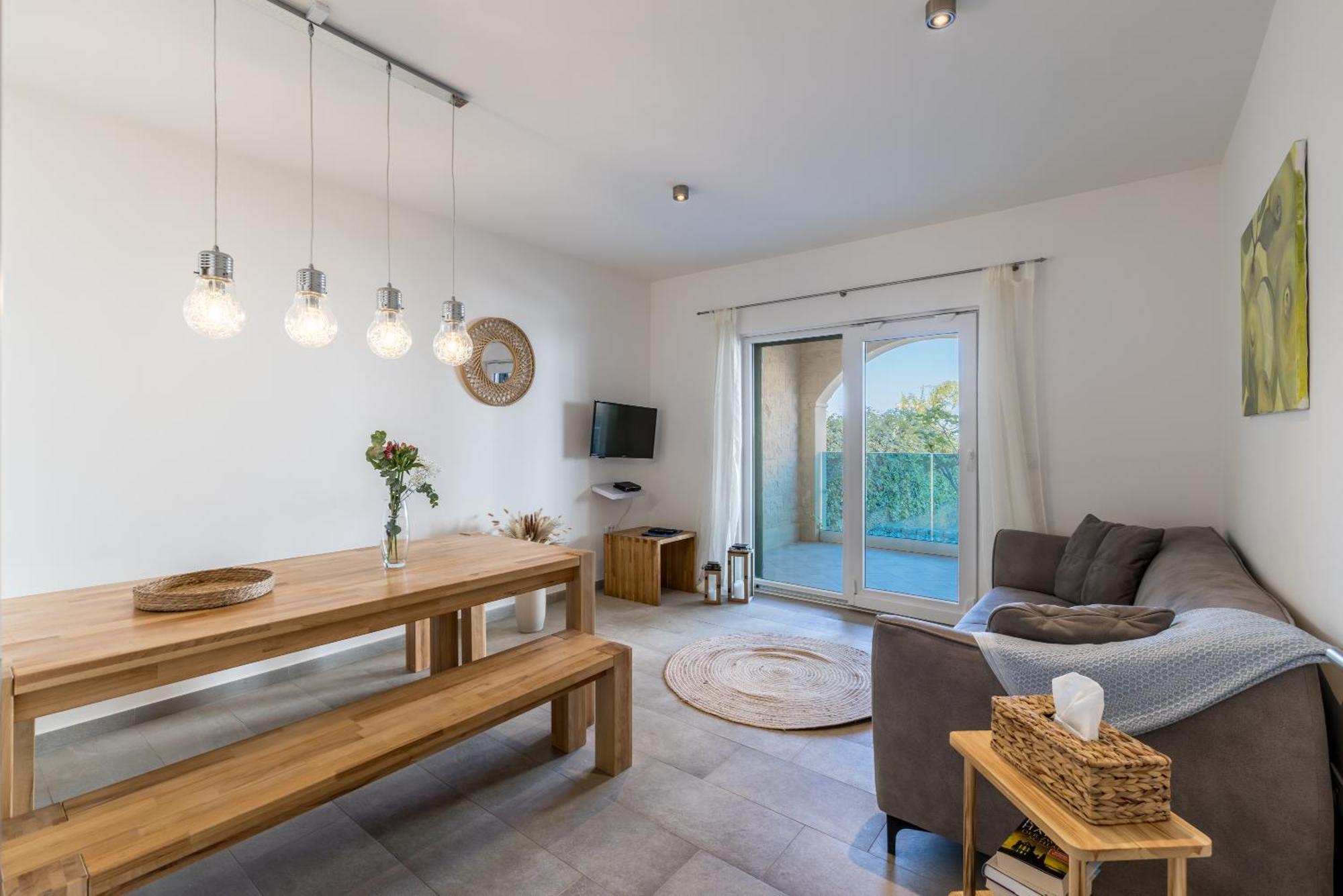 Apartment Luce Del Sole Mirca (Brac)